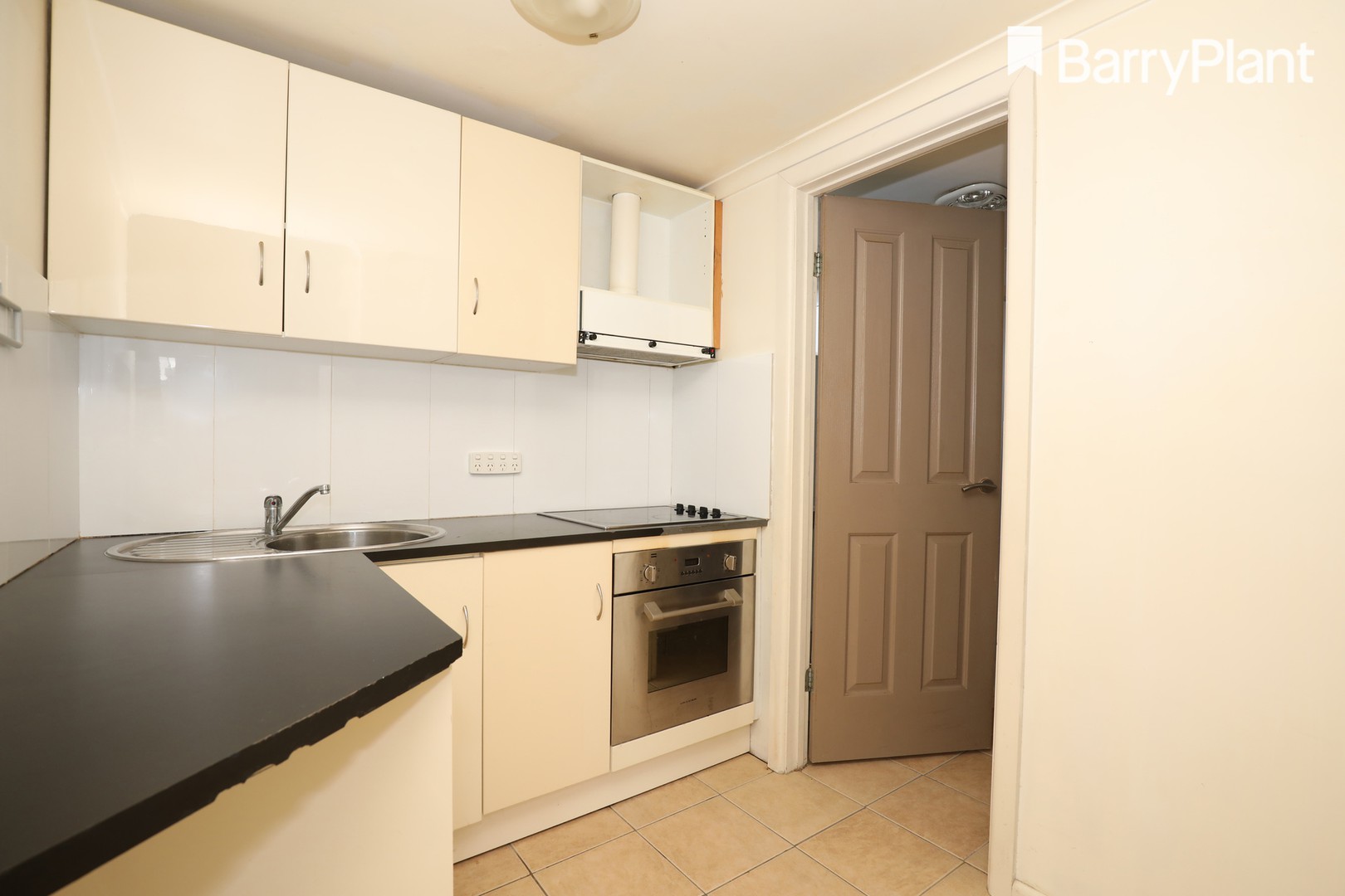 7/23 Fairway Street, Frankston, VIC 3199, Frankston - Thumbnail 3