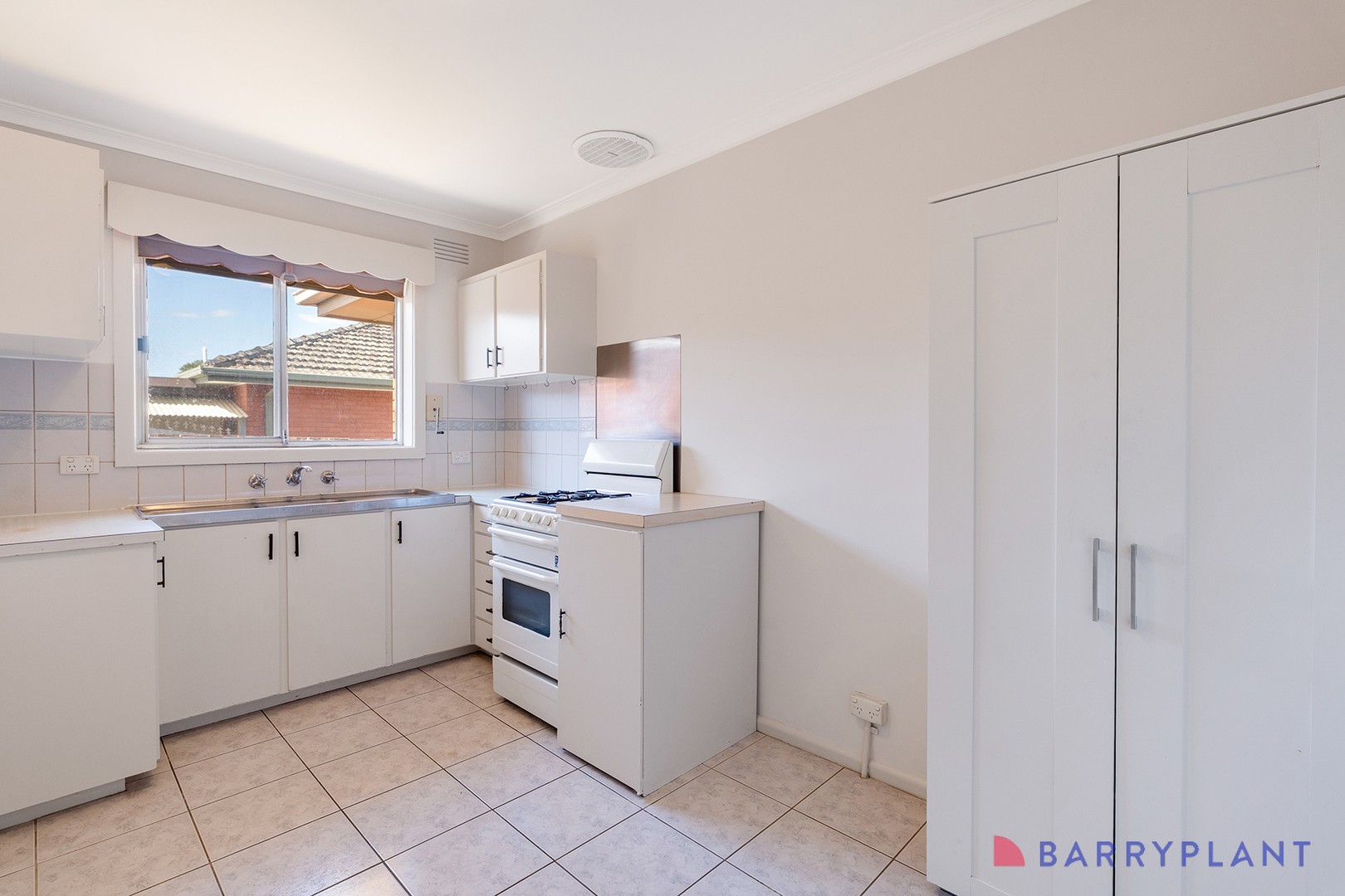 7/3-5 Whitelaw Street, Reservoir, VIC 3073, Reservoir - Thumbnail 2