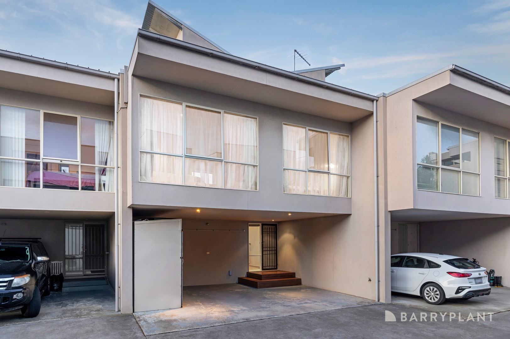 7/3 Manikato Avenue, Mordialloc, VIC 3195 - Thumbnail 2 - 31/10/2025