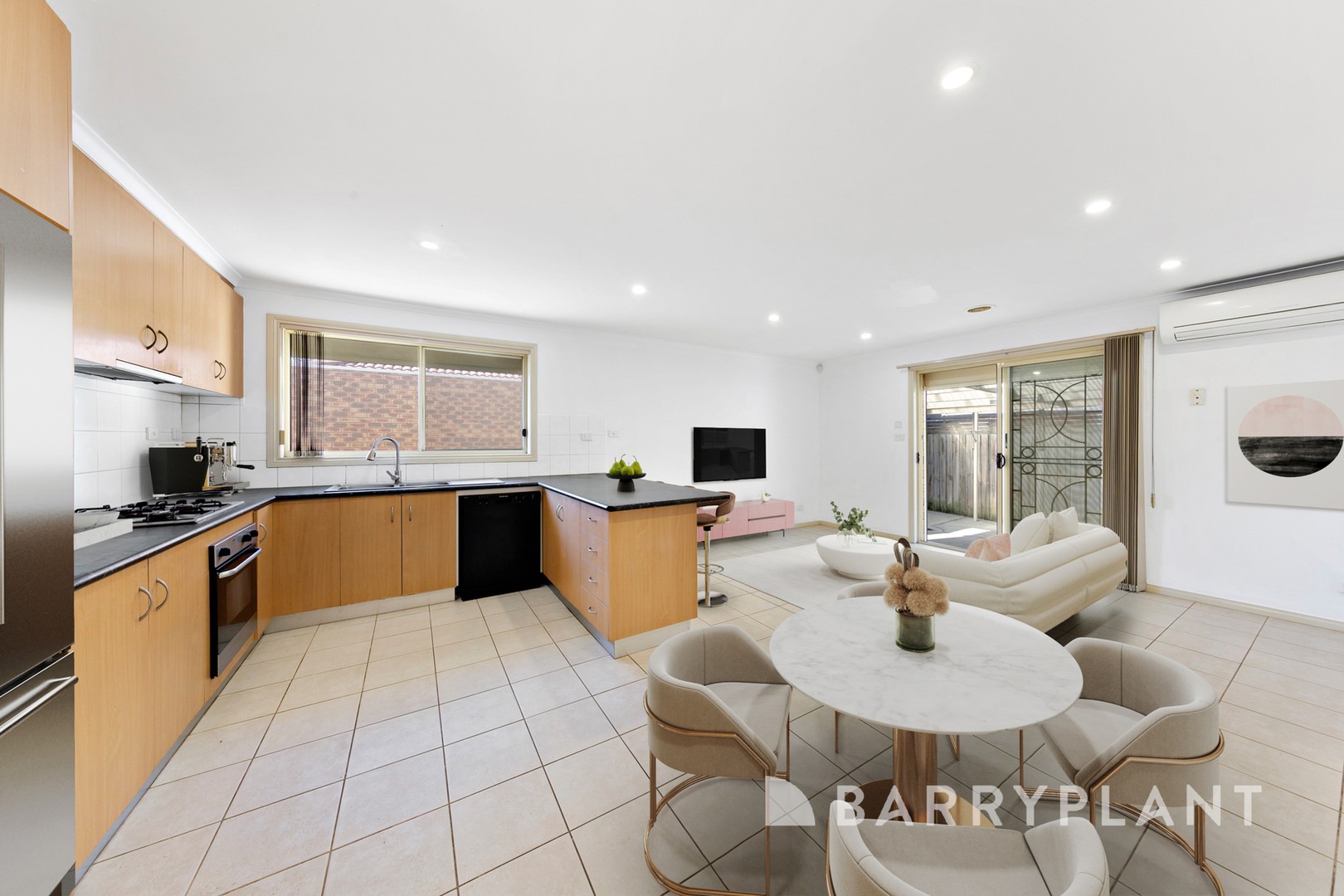 7/30 Nariel Road, Kings Park, VIC 3021, Kings Park - Thumbnail 4