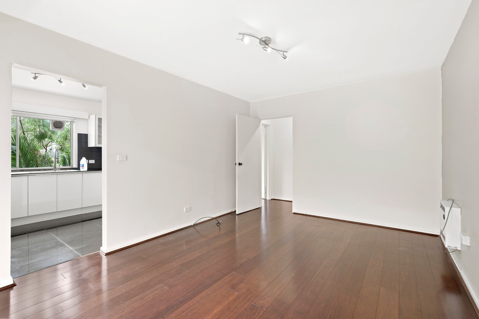 7/36 Albion Road, Box Hill, VIC 3128 - Thumbnail 2 - 15/05/2025