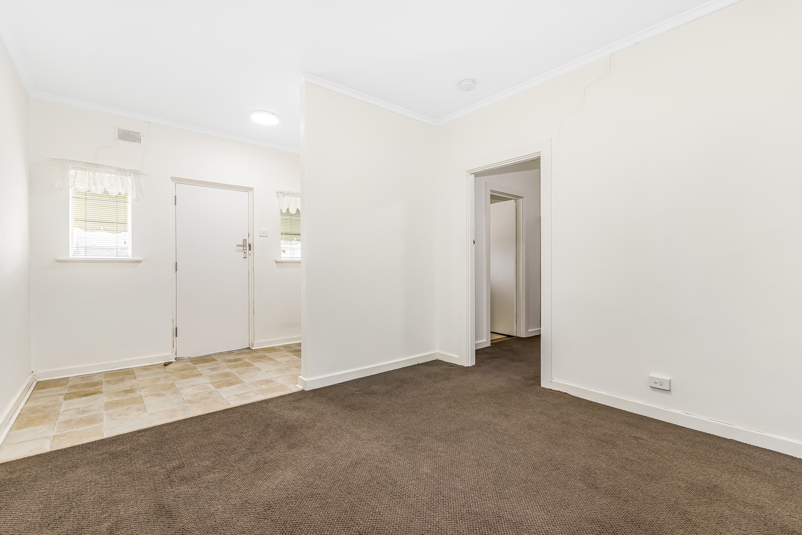 7/37 Pier StreetGlenelg, SA 5045, Glenelg - Thumbnail 3