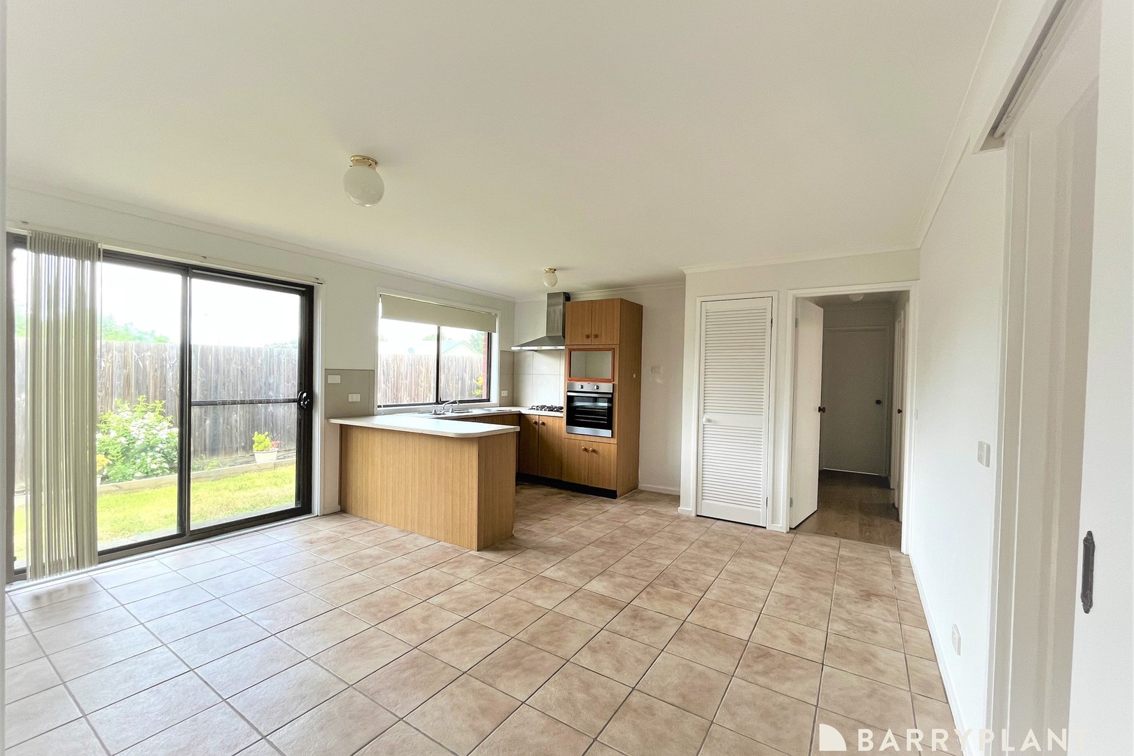 7/60-64 Woods Street, Beaconsfield, VIC 3807, Beaconsfield - Thumbnail 4