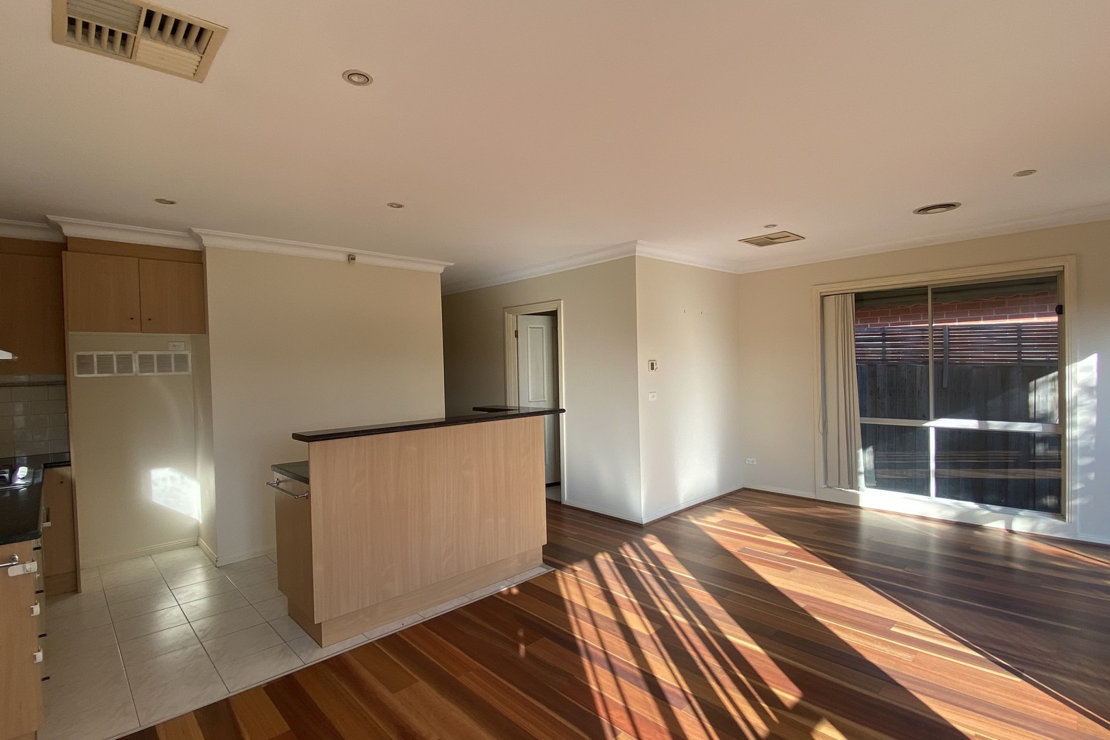 7/63 Pine Street, Reservoir, VIC 3073, Reservoir - Thumbnail 4