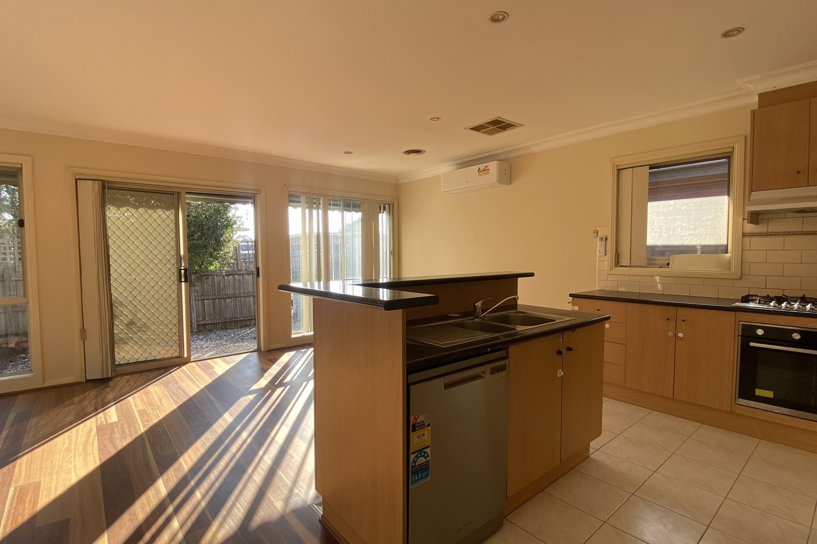 7/63 Pine Street, Reservoir, VIC 3073, Reservoir - Thumbnail 6