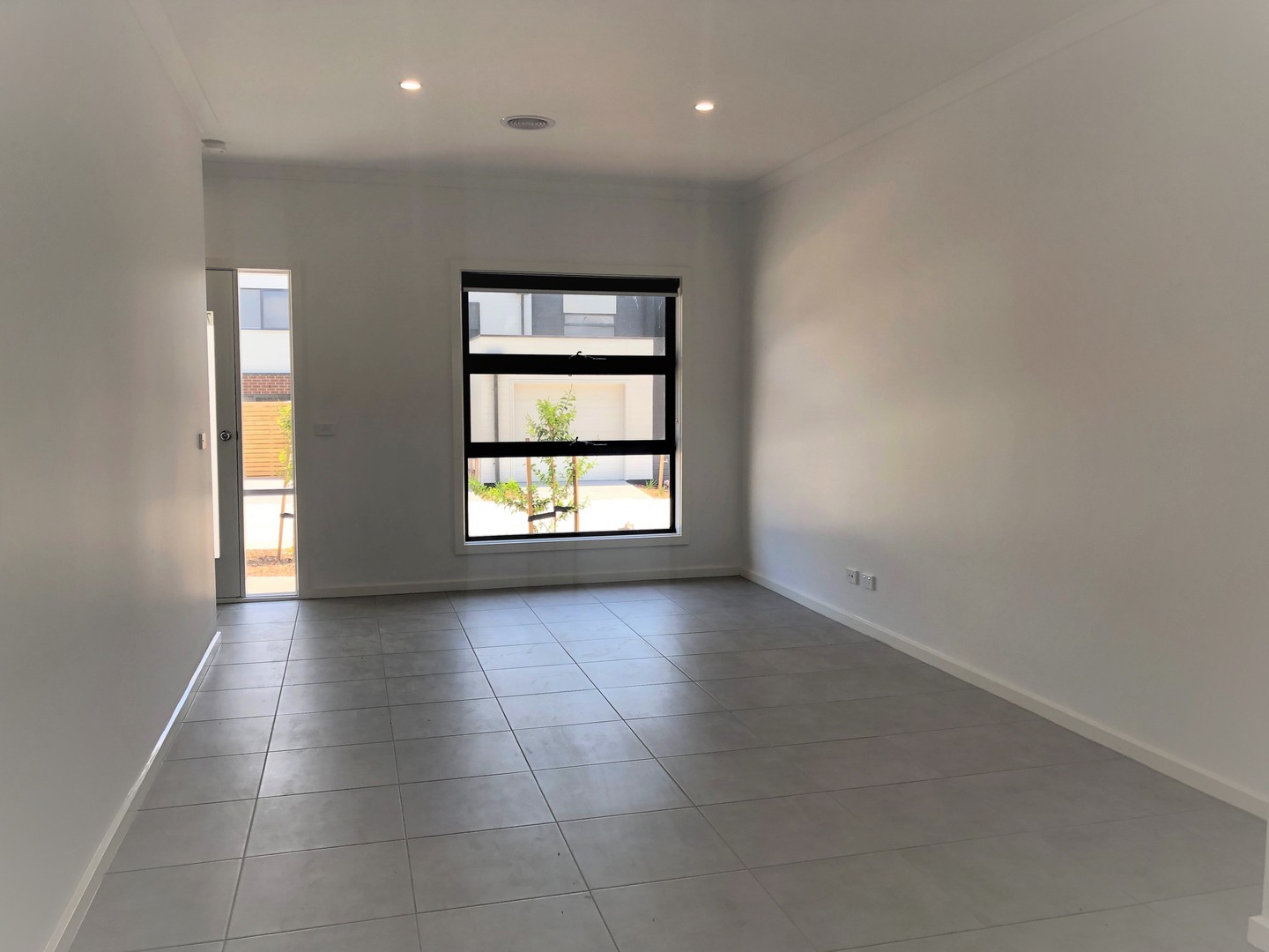 7/7 Zebra  Way, Cranbourne West, VIC 3977 - Thumbnail 2 - 01/02/2022