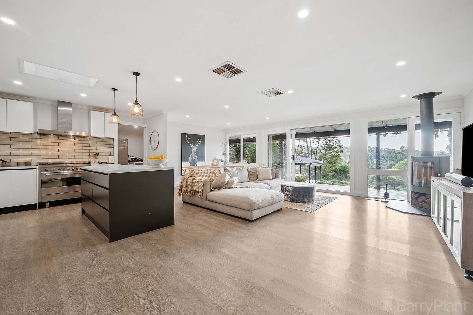 7-9 Commercial Road, Mount Evelyn, VIC 3796, Mount Evelyn - Thumbnail 3