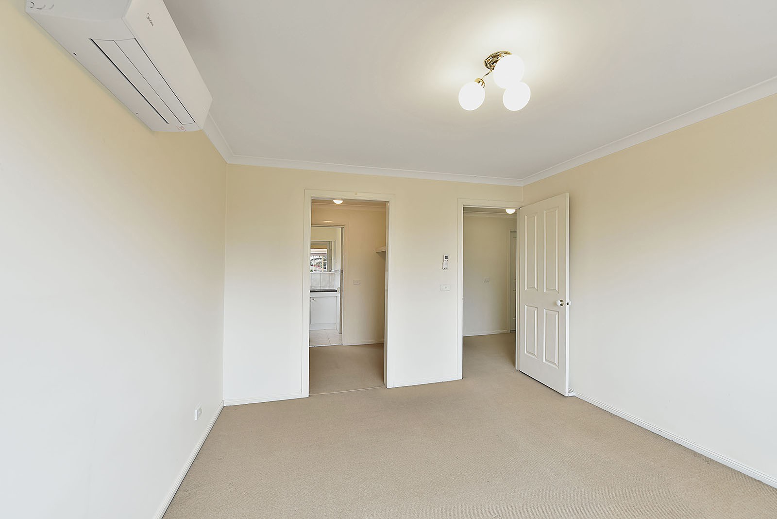 7/96 Lenoak Street, Gladstone Park, VIC 3043, Gladstone Park - Thumbnail 4