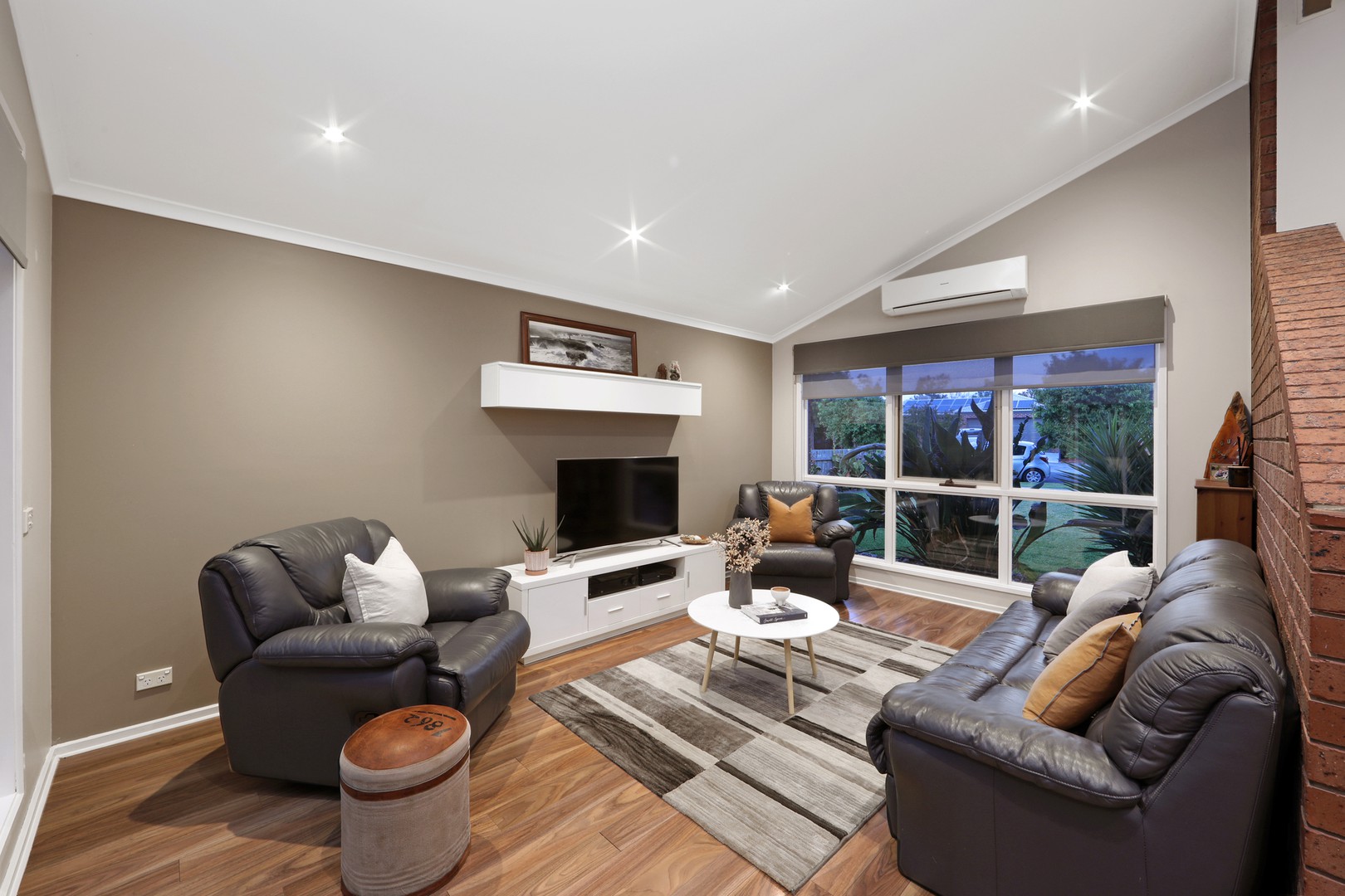 7 Adam Close, Rowville, VIC 3178, Rowville - Thumbnail 3