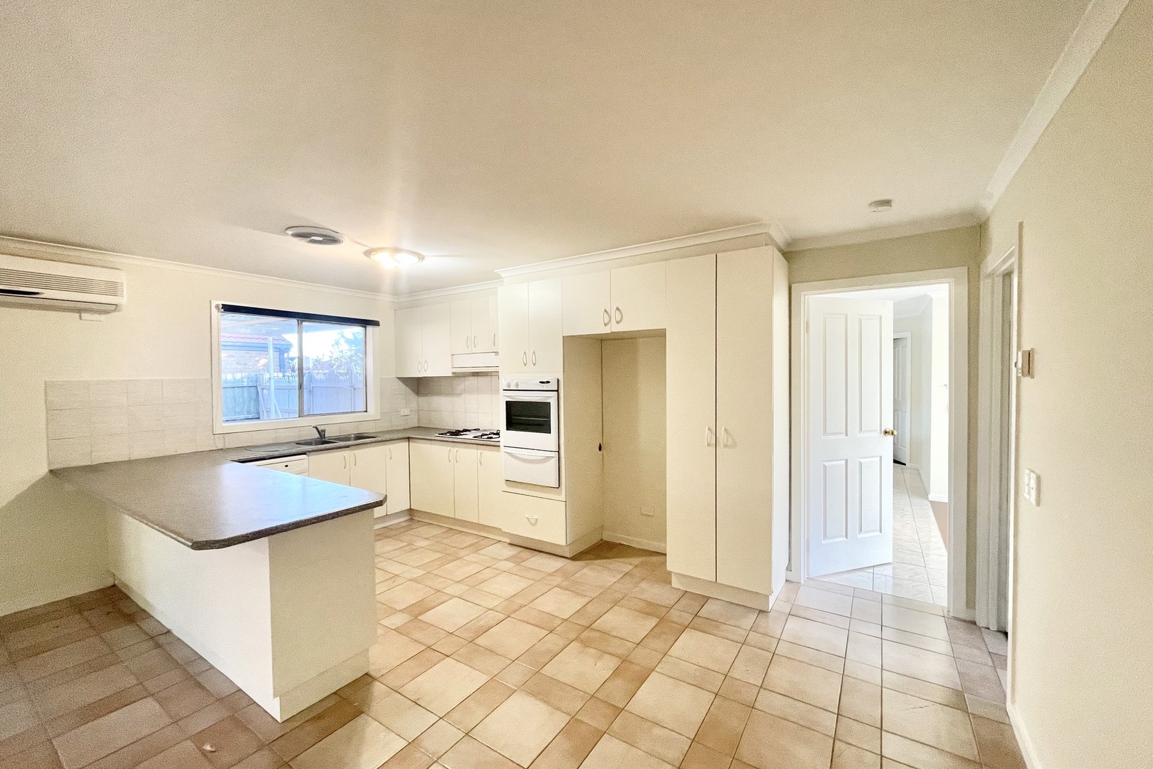 7 Ahmet Street, Hillside, VIC 3037, Hillside - Thumbnail 5