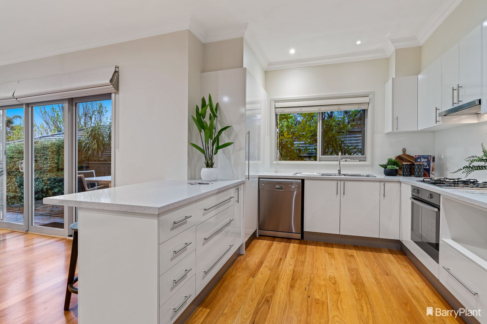 7 Alberta Avenue, Box Hill North, VIC 3129, Box Hill North - Thumbnail 3