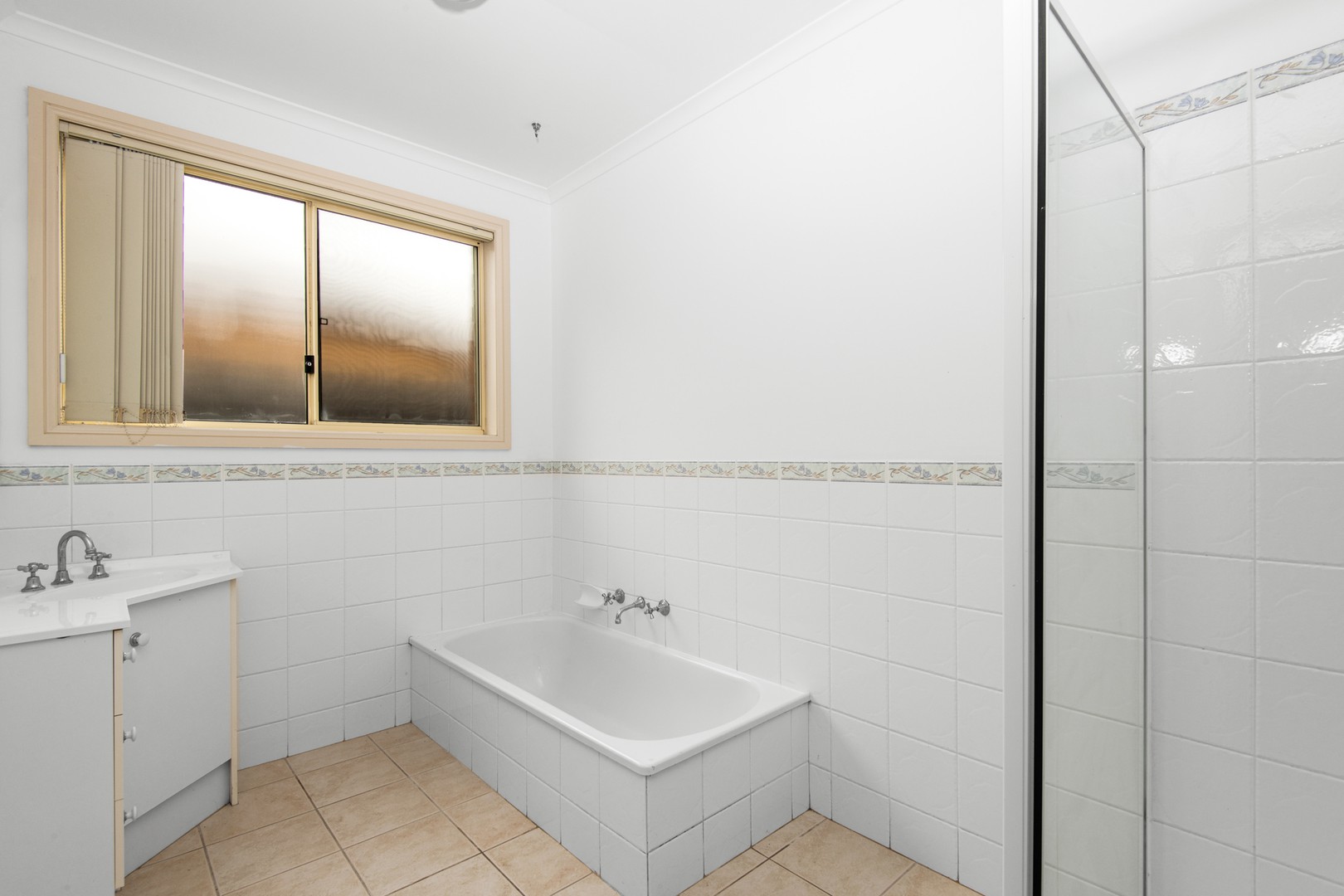 7 Amanda Avenue, Corio, VIC 3214, Corio - Thumbnail 4