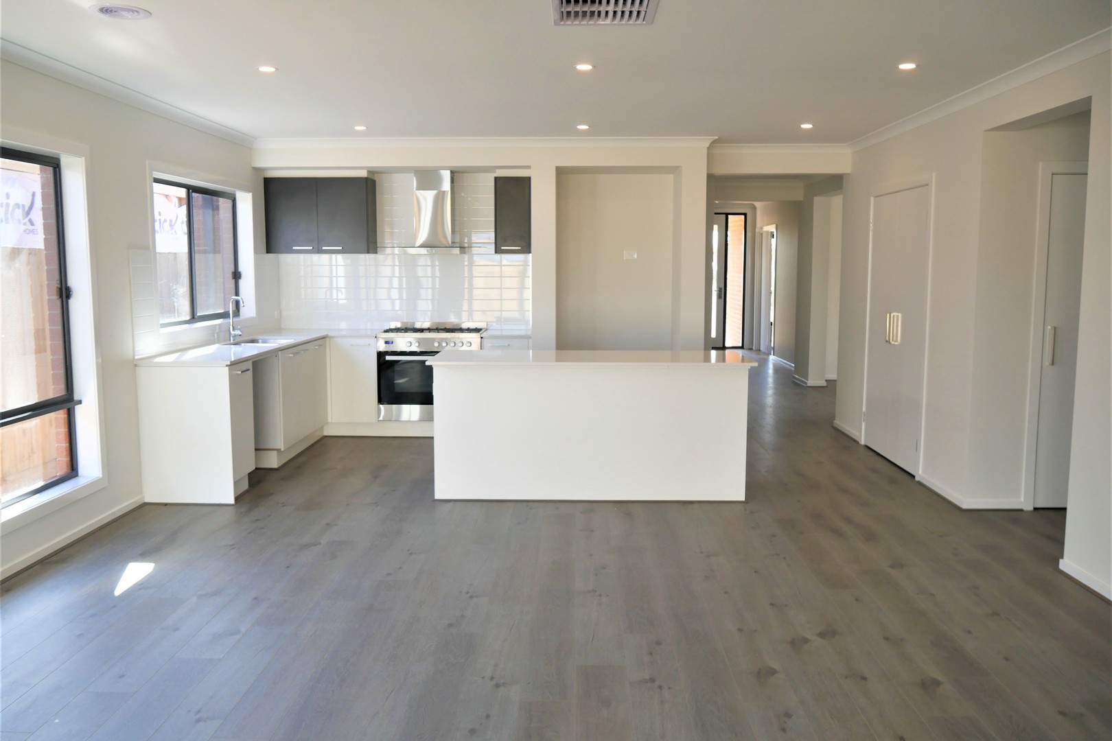 7 Ampitheatre Street, Eynesbury, VIC 3338, Eynesbury - Thumbnail 6