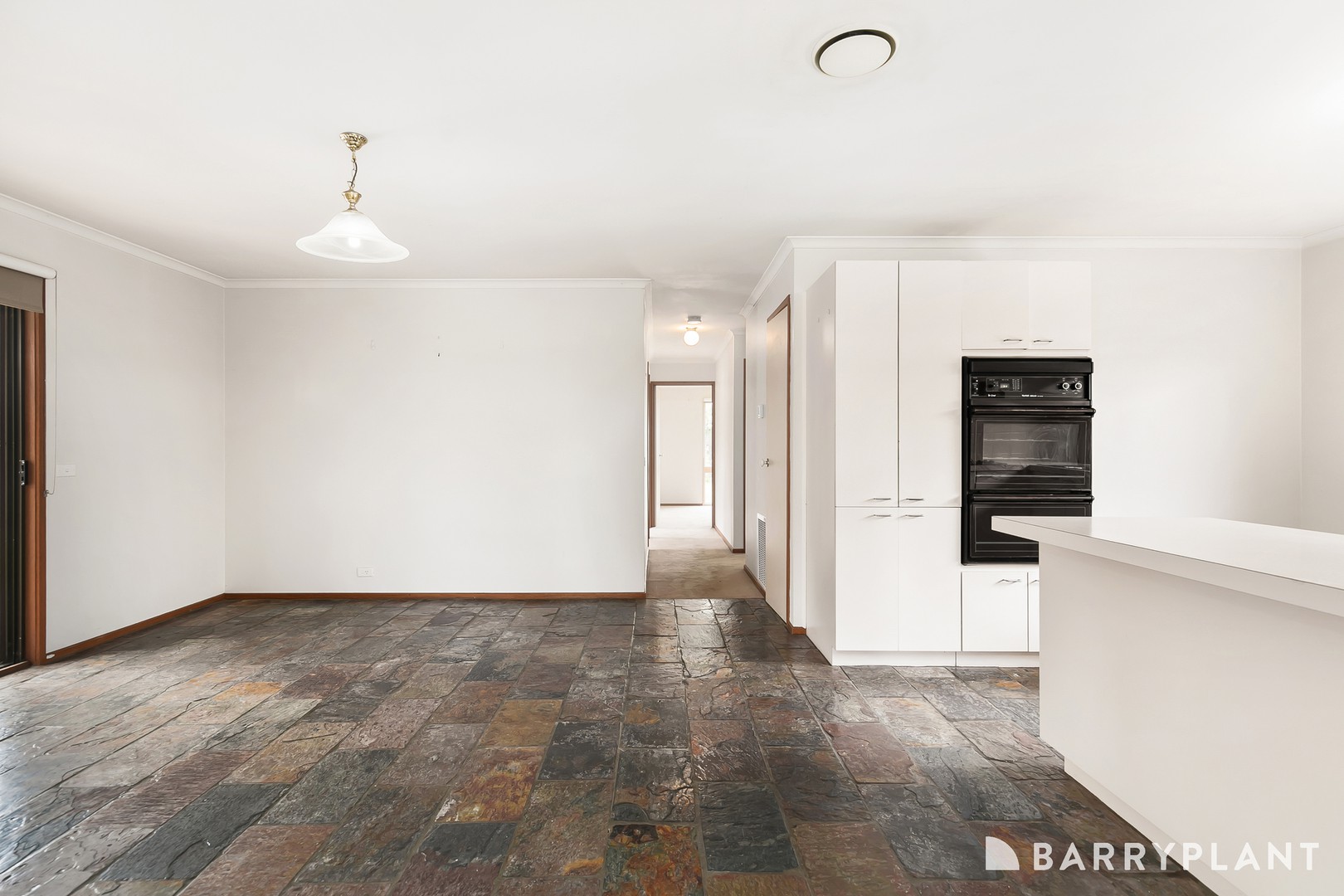 7 Ashfield Drive, Berwick, VIC 3806, Berwick - Thumbnail 3