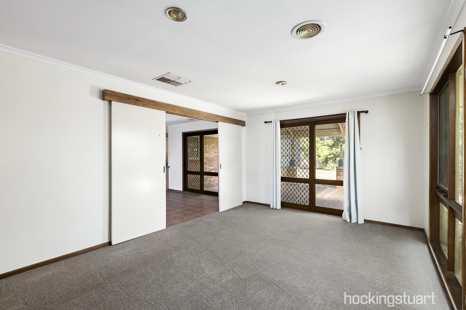 7 Asquith Place, Melton West, VIC 3337, Melton West - Thumbnail 4
