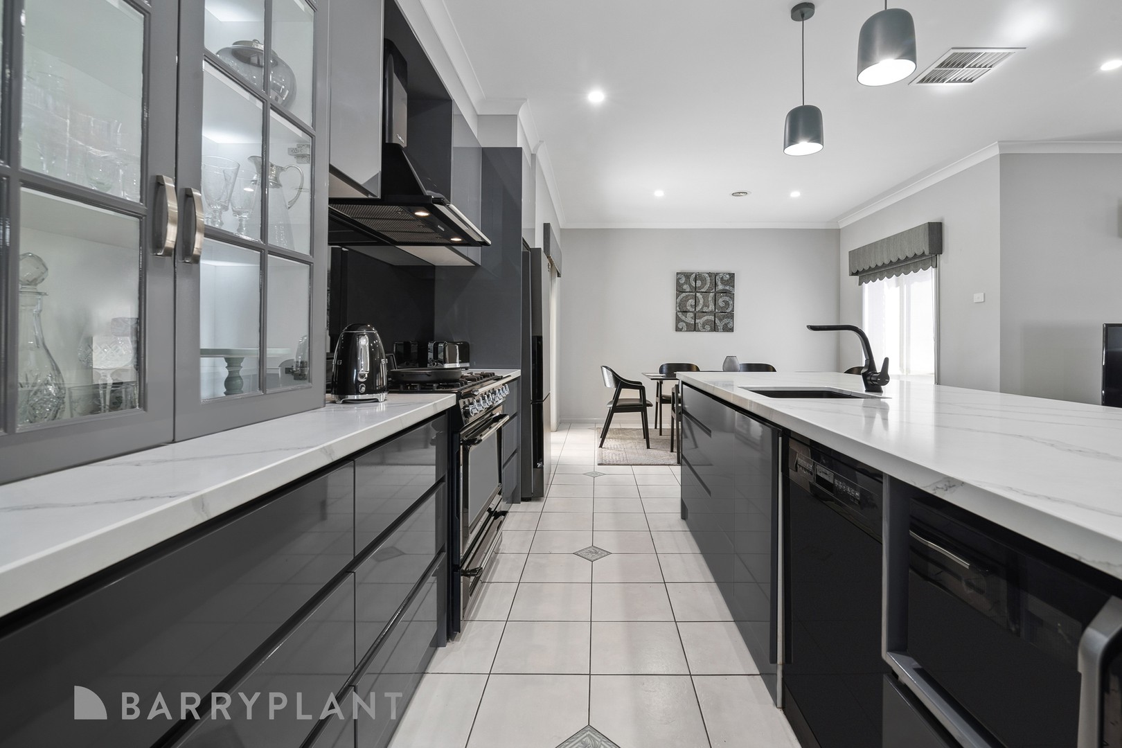 7 Augusta Way, Hidden Valley, VIC 3756, Wallan - Thumbnail 3