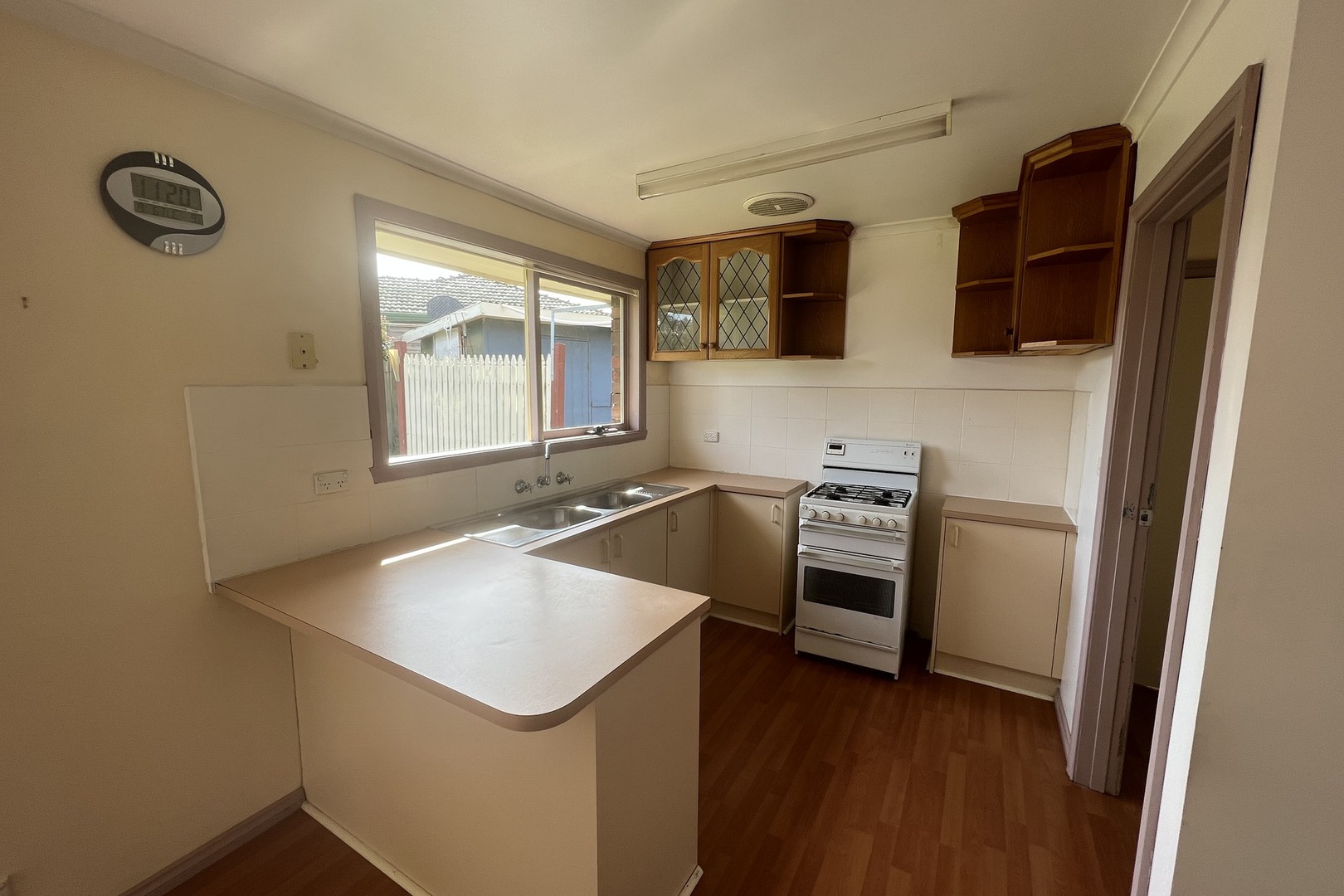 7 Balmoral Place, Melton West, VIC 3337 - Thumbnail 2 - 08/09/2022