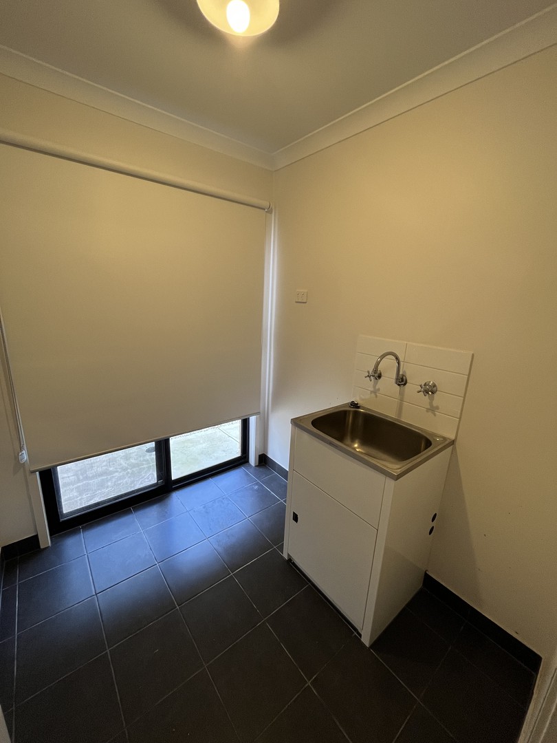 7 Bamburgh Street, Werribee, VIC 3030, Werribee - Thumbnail 6