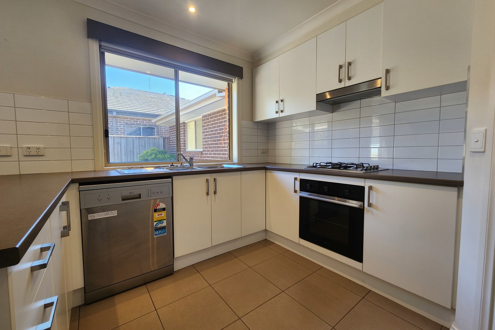 7 Bangalay Drive, Brookfield, VIC 3338, Brookfield - Thumbnail 2