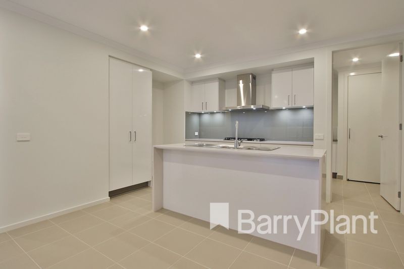 7 Bareena Grove, Doncaster East, VIC 3109, Doncaster East - Thumbnail 2