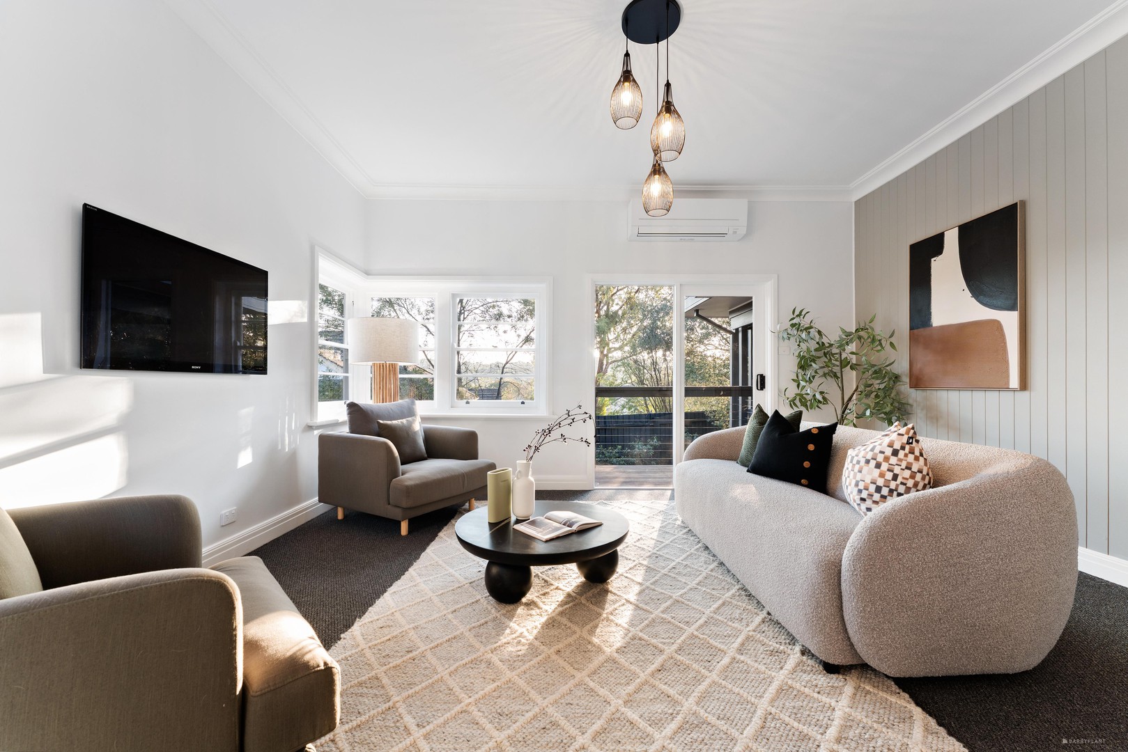 7 Batman Road, Eltham, VIC 3095 - Thumbnail 2 - 29/04/2026