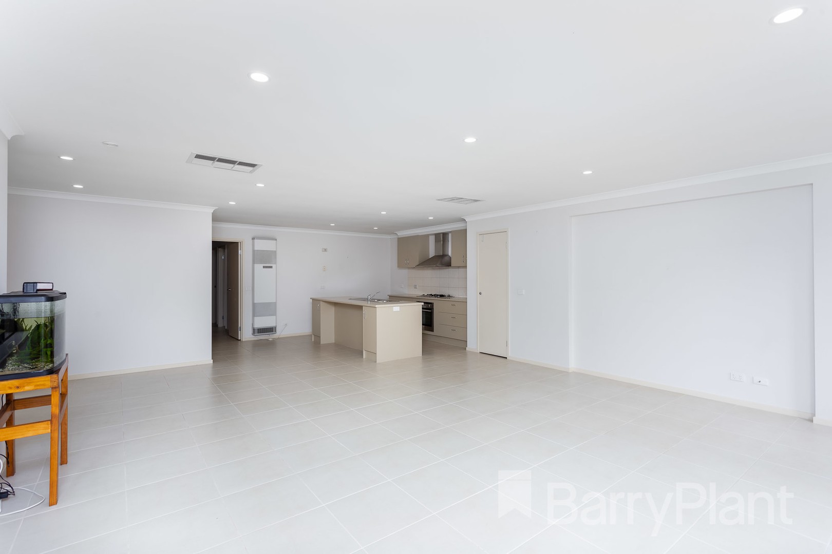 7 Beaurepaire Drive, Point Cook, VIC 3030, Point Cook - Thumbnail 4