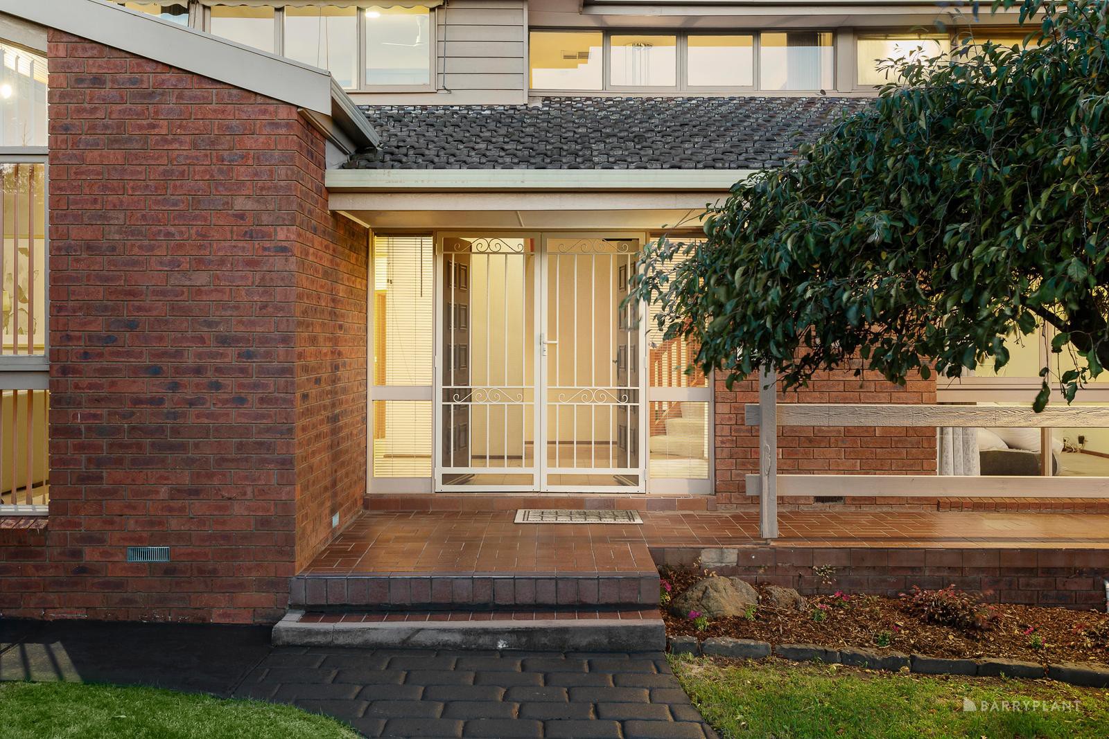 7 Bedervale Drive, Templestowe, VIC 3106, Mernda - Thumbnail 2