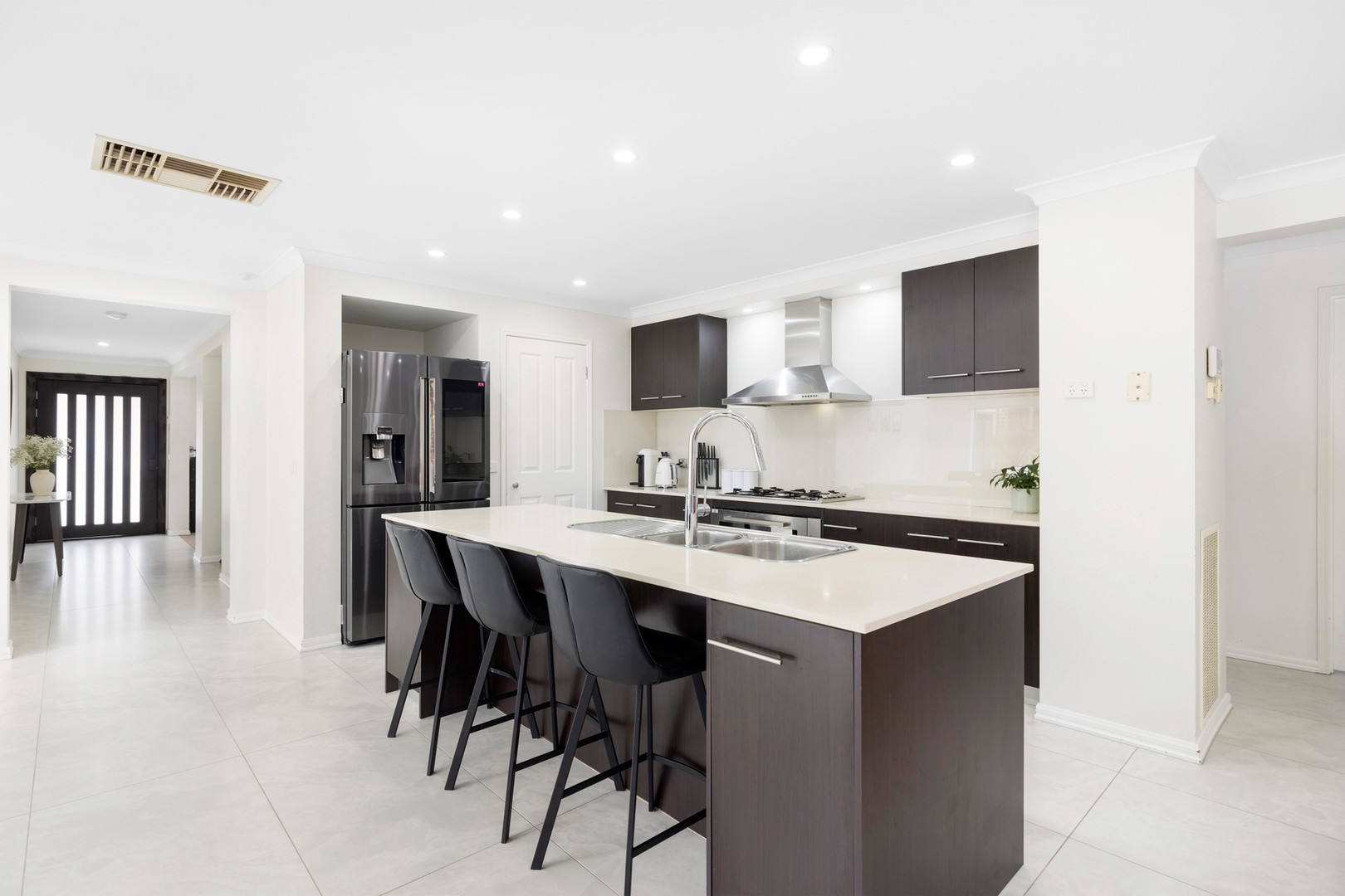 7 Ben Avon Court, Taylors Hill, VIC 3037, Taylors Hill - Thumbnail 3