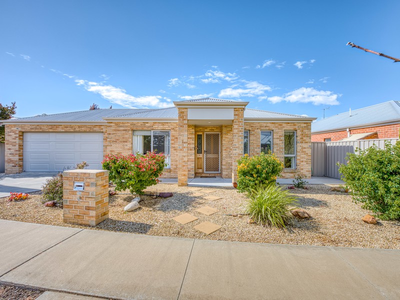 7 Betty Krake Drive, Red Cliffs, VIC 3496 - Image - 05/12/2025