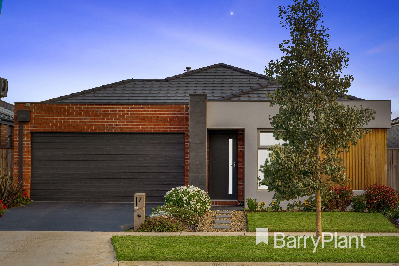 7 Bickerton Street, Werribee, VIC 3030, Werribee - Thumbnail 2