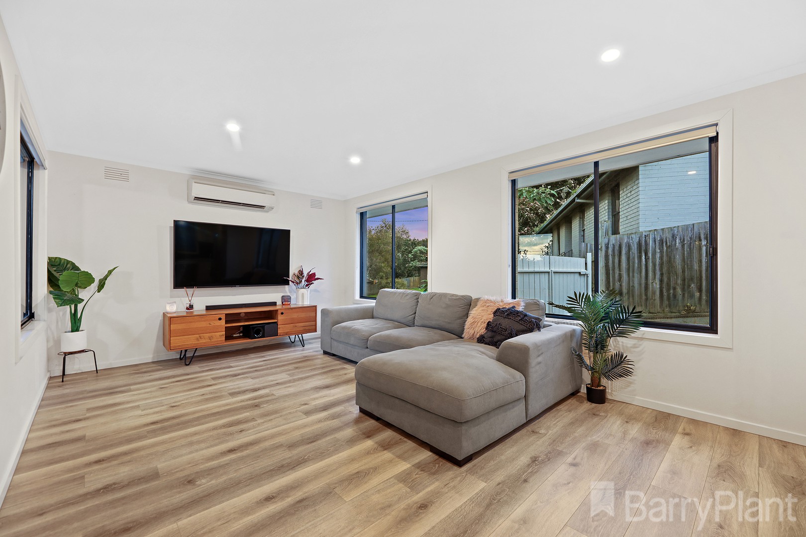 7 Boanyoo Street, Drouin, VIC 3818, Drouin - Thumbnail 4
