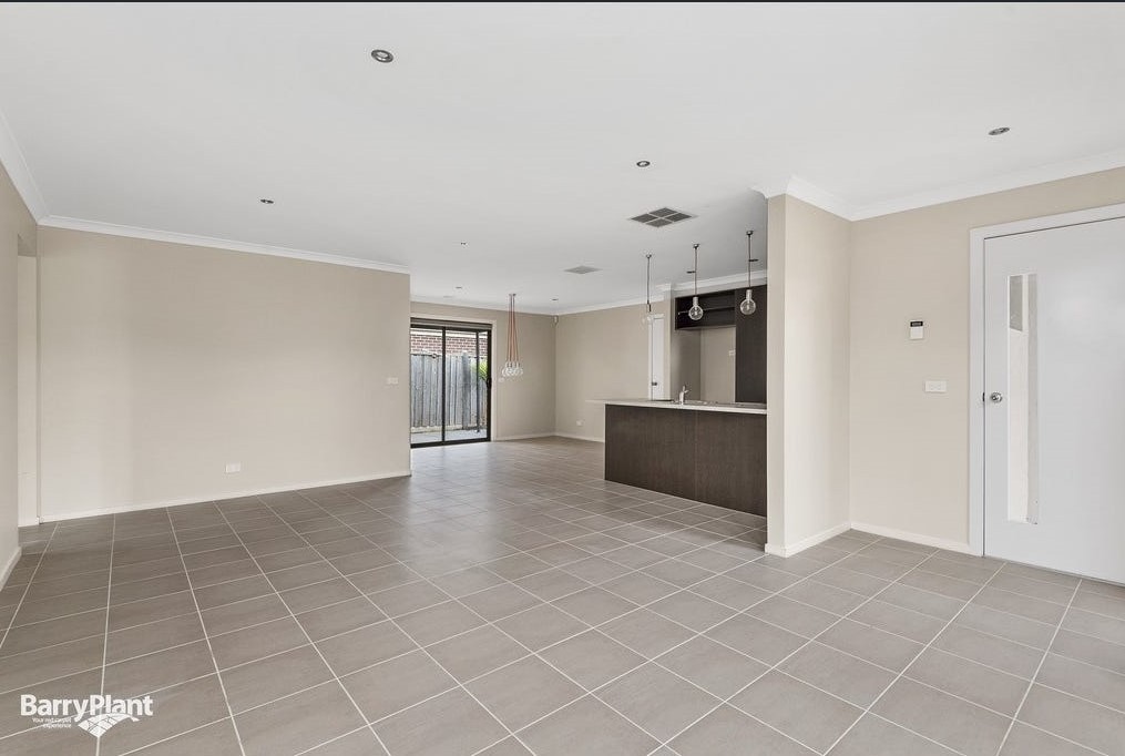 7 Boathaven Road, Point Cook, VIC 3030, Point Cook - Thumbnail 4