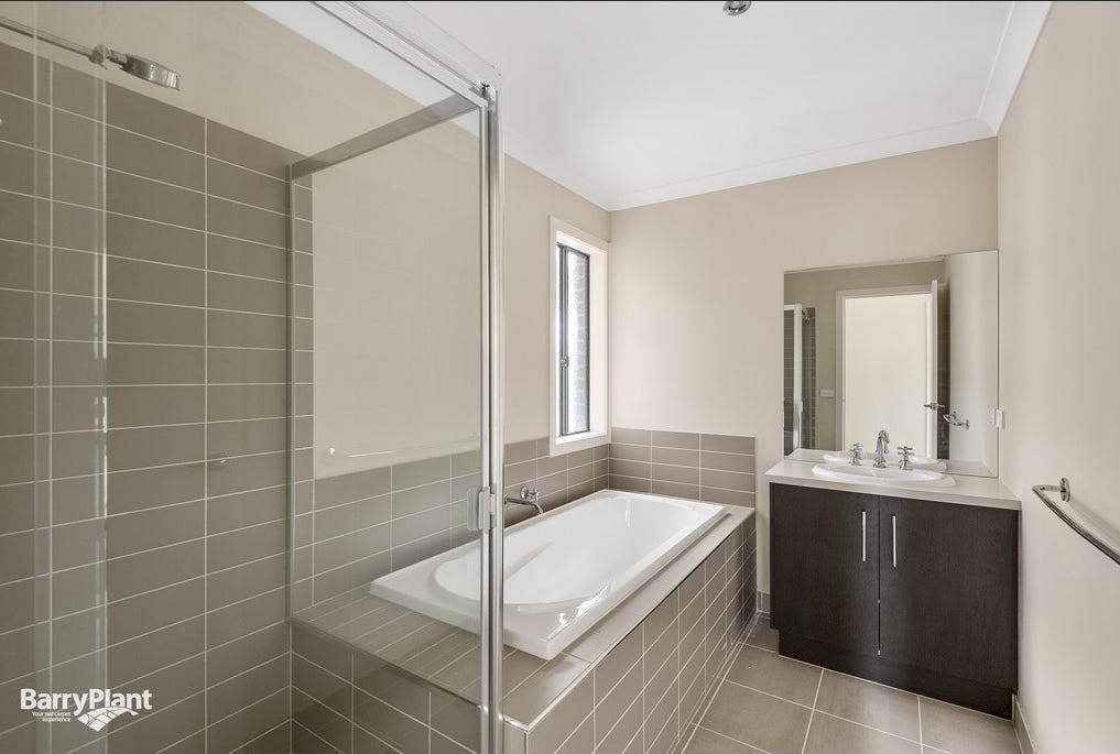 7 Boathaven Road, Point Cook, VIC 3030, Point Cook - Thumbnail 6