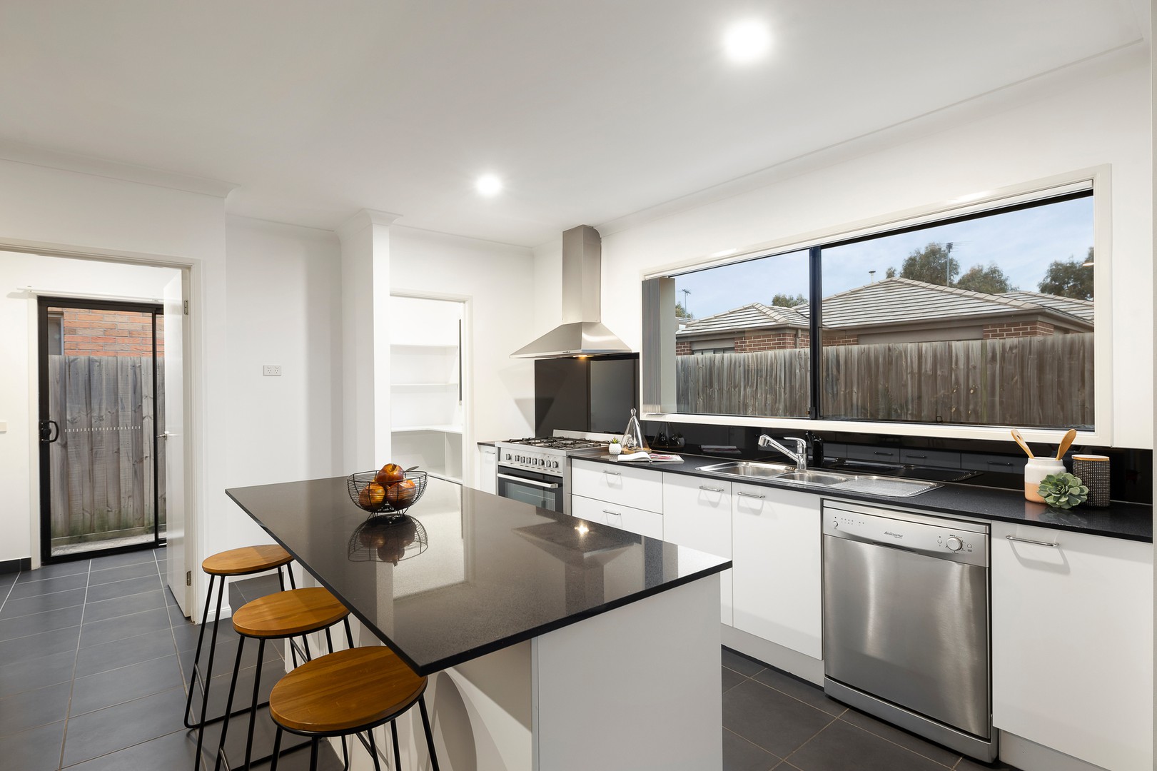7 Braeburn StreetDoreen, VIC 3754, Doreen - Thumbnail 2