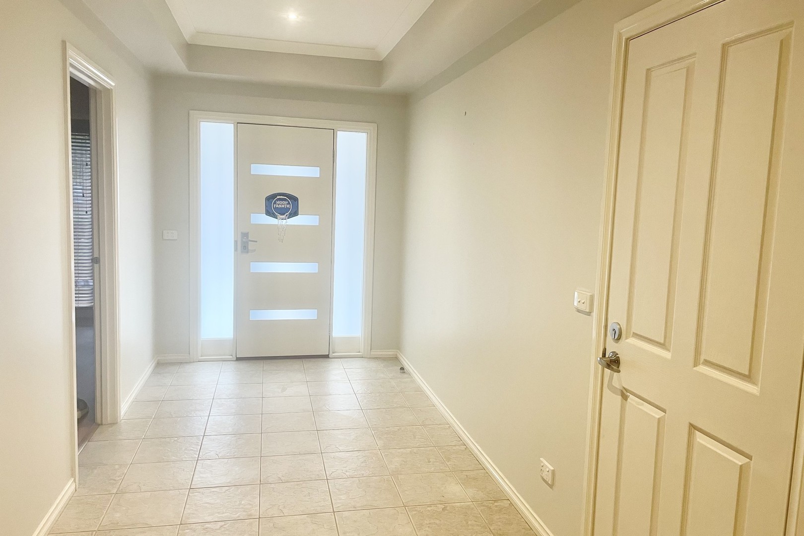 7 Broadway, Caroline Springs, VIC 3023, Caroline Springs - Thumbnail 2