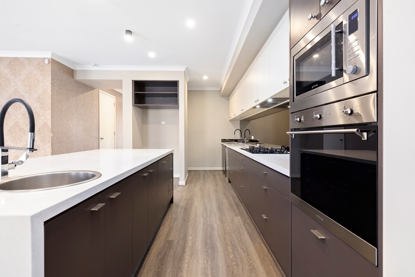 7 Brodrick Way, Truganina, VIC 3029 - Thumbnail 2 - 20/11/2025