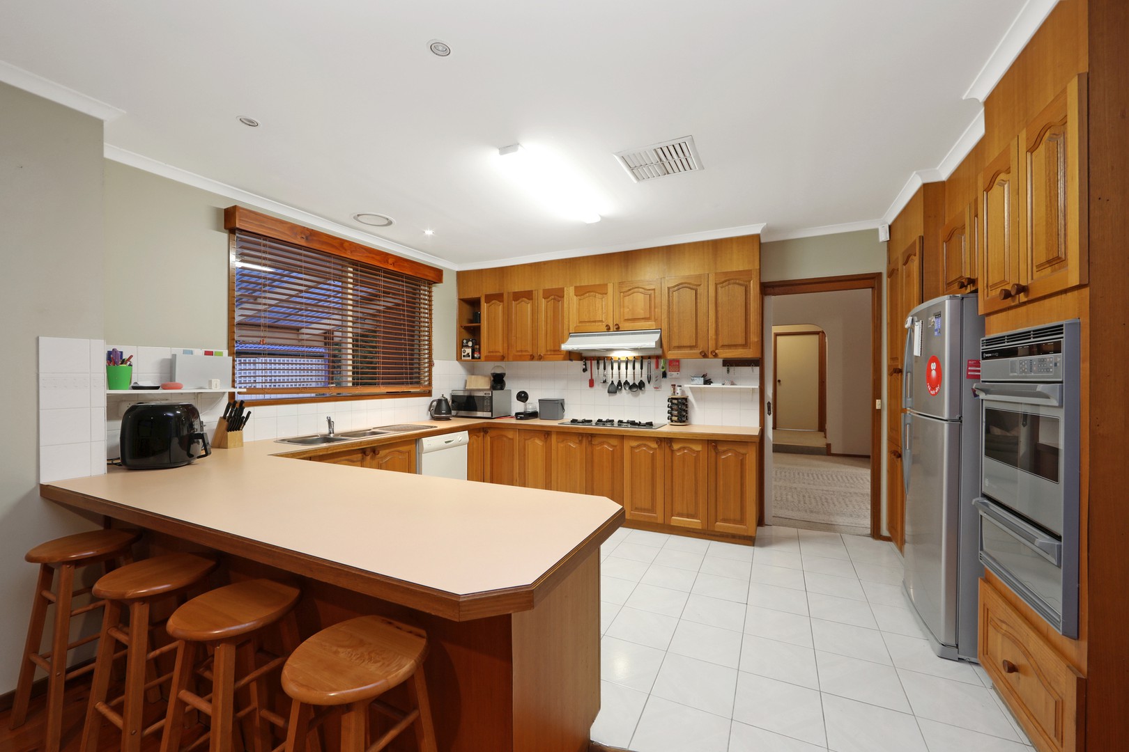 7 Buckingham Drive, Rowville, VIC 3178, Rowville - Thumbnail 2