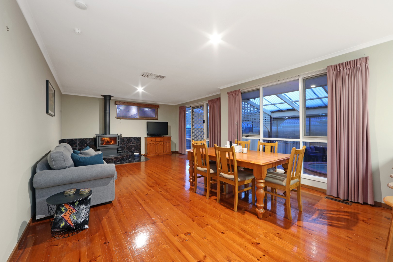 7 Buckingham Drive, Rowville, VIC 3178, Rowville - Thumbnail 3
