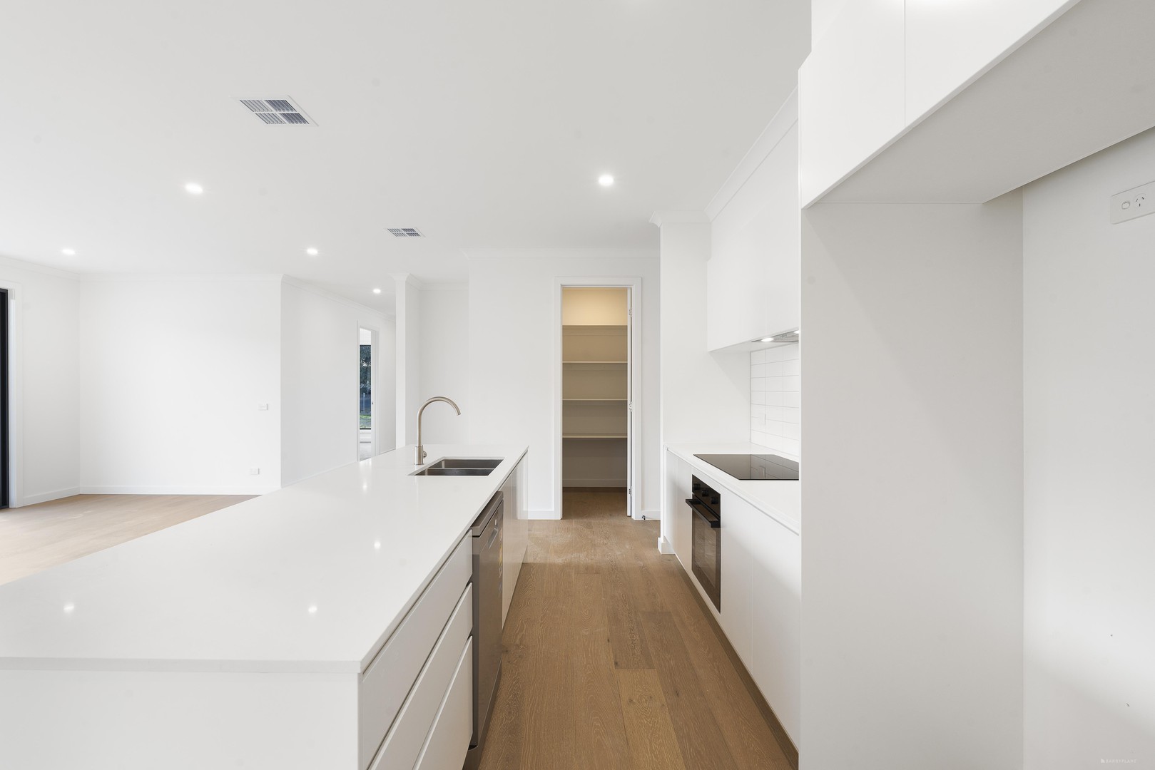 7 Burdeu Street, Golden Point, VIC 3350, Golden Point - Thumbnail 5