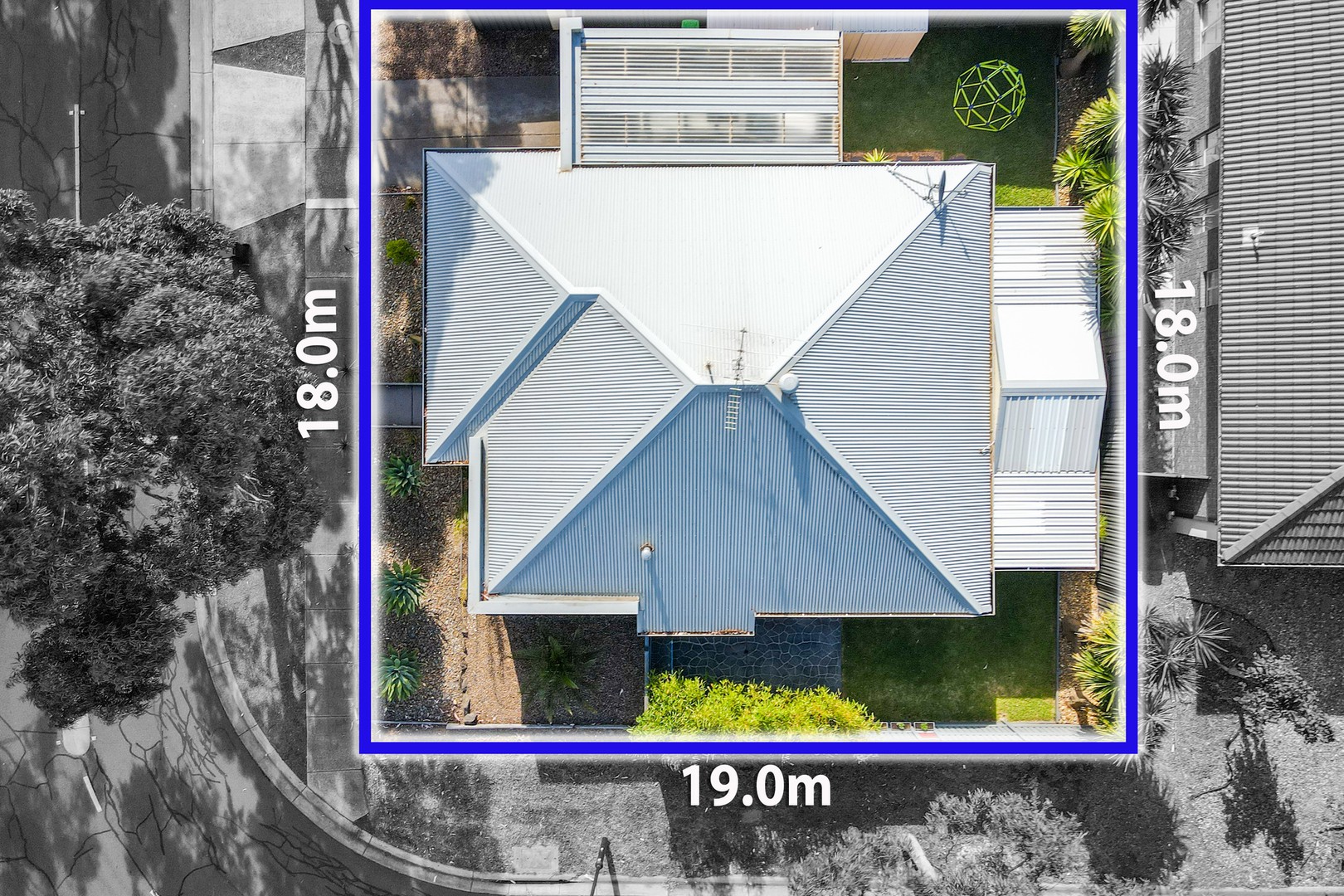 7 Buvelot Crescent, Caroline Springs, VIC 3023, Caroline Springs - Thumbnail 2