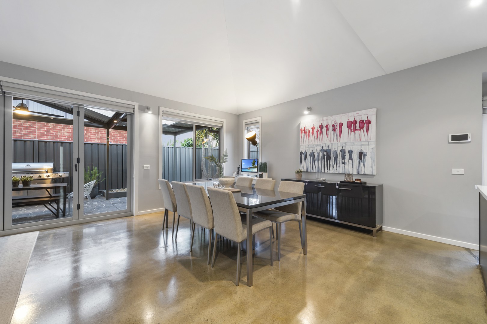 7 Buvelot Crescent, Caroline Springs, VIC 3023, Caroline Springs - Thumbnail 6