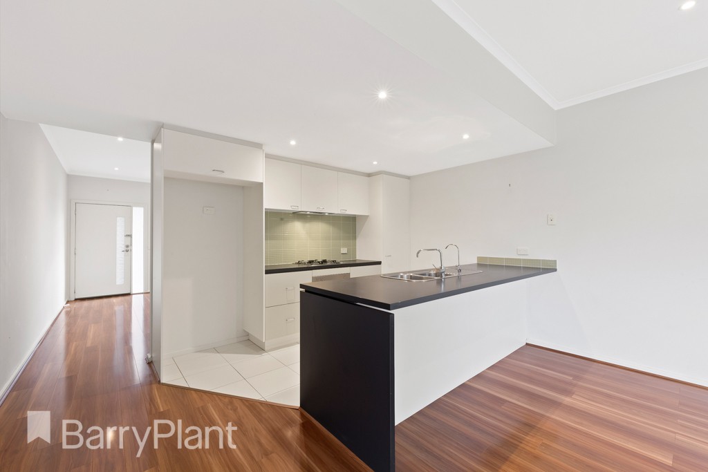 7 Callista Circuit, Taylors Hill, VIC 3037, Taylors Hill - Thumbnail 4