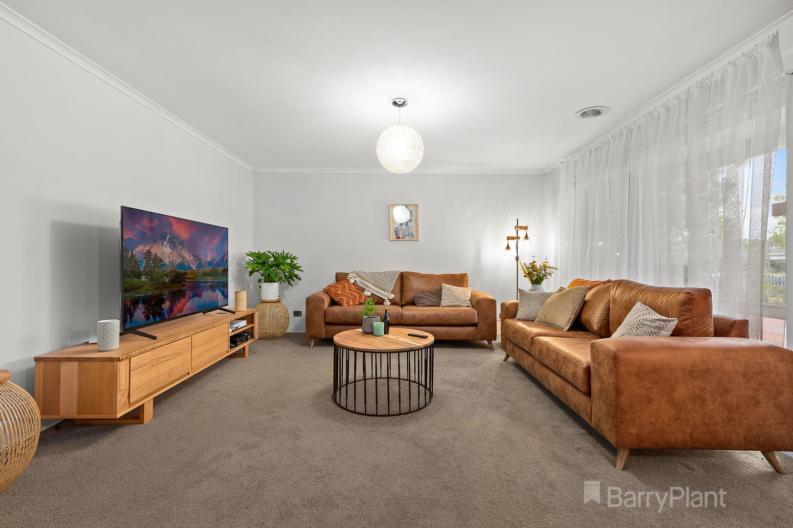 7 Camira Court, Berwick, VIC 3806, Berwick - Thumbnail 2