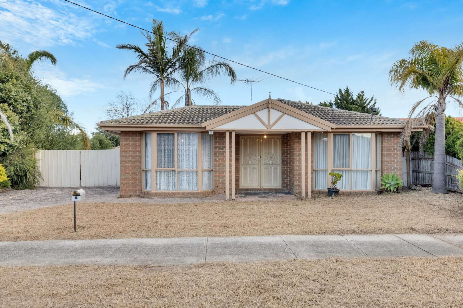 7 Cardiff Court, Craigieburn, VIC 3064, Craigieburn - Thumbnail 2