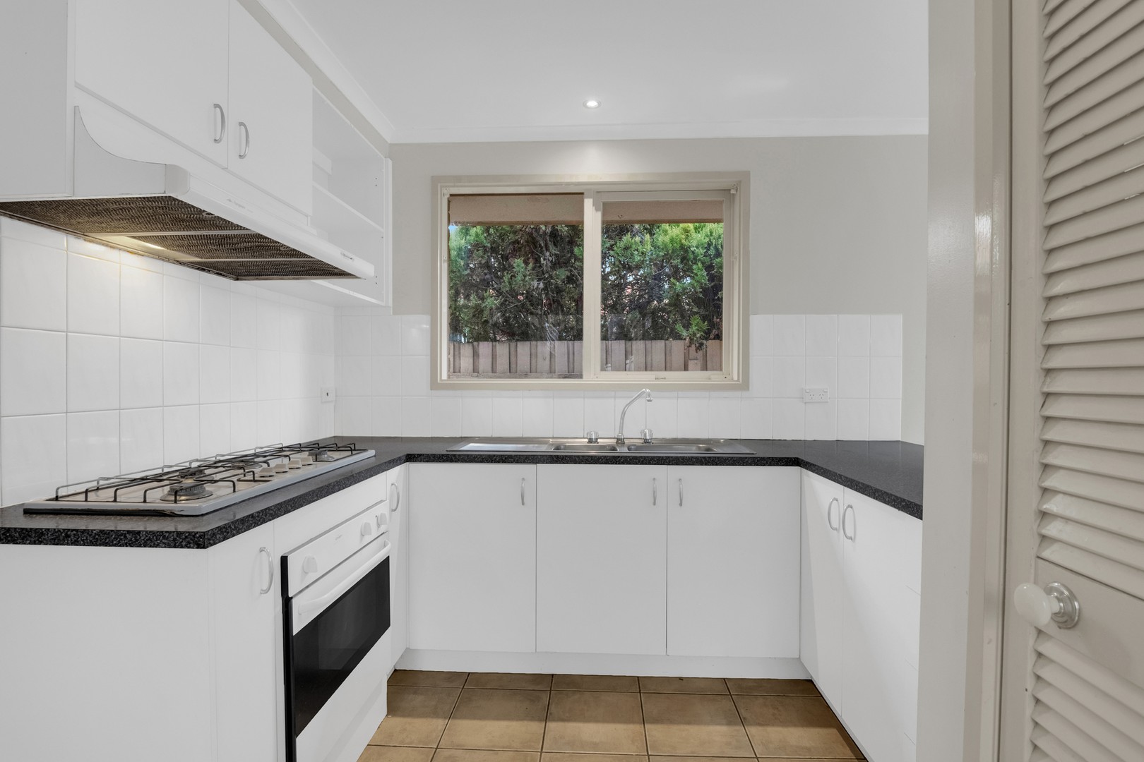 7 Cardiff Court, Craigieburn, VIC 3064, Craigieburn - Thumbnail 3