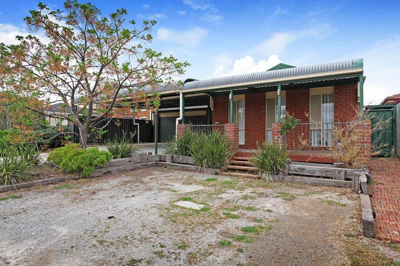 7 Carnaby CloseHoppers Crossing, VIC 3029  - Leased, Hoppers Crossing - Thumbnail 2