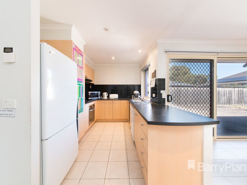 7 Cascade Crescent, Epping, VIC 3076, Epping - Thumbnail 2