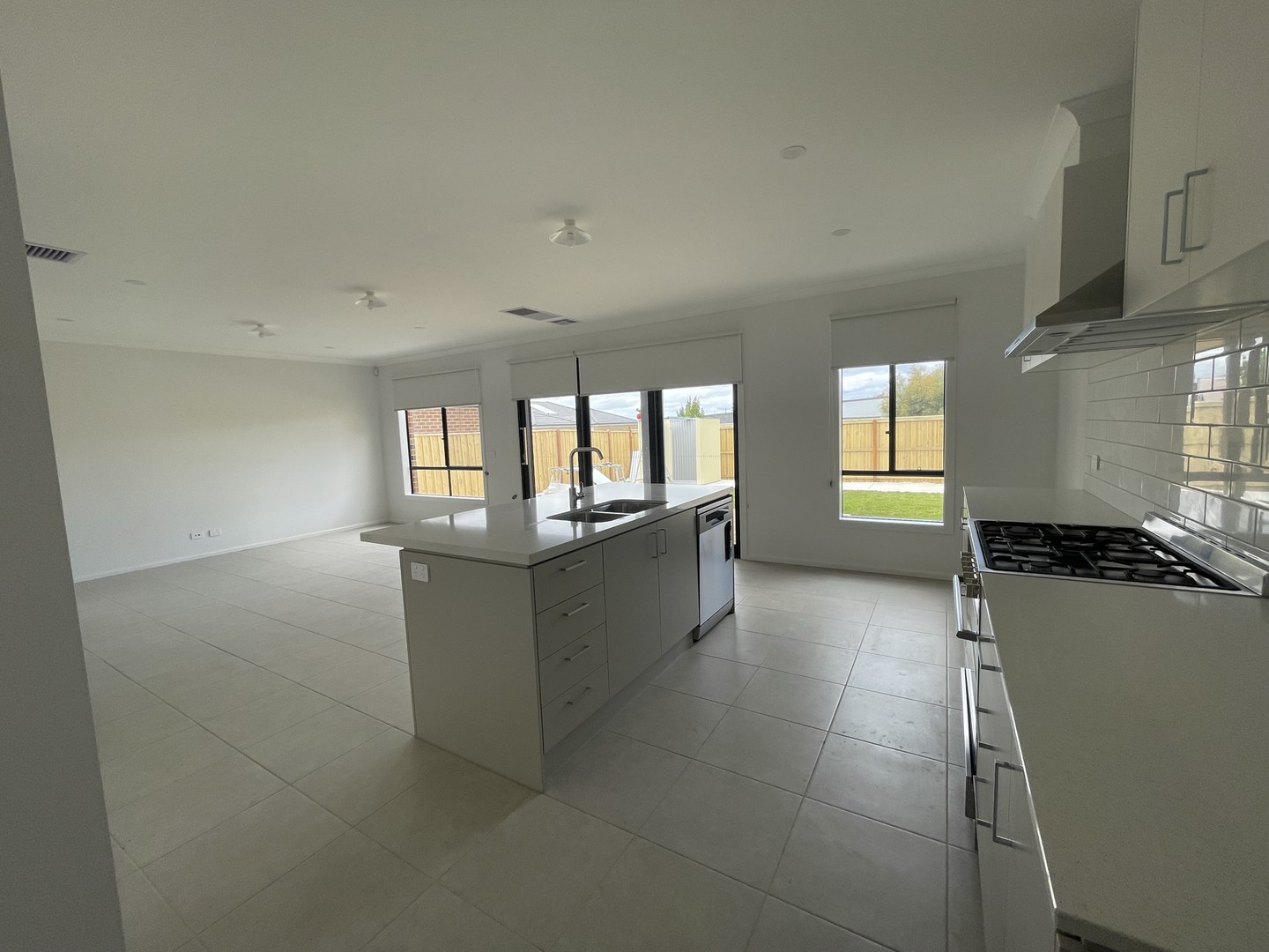 7 Chalcot Circuit, Fraser Rise, VIC 3336, Fraser Rise - Thumbnail 3
