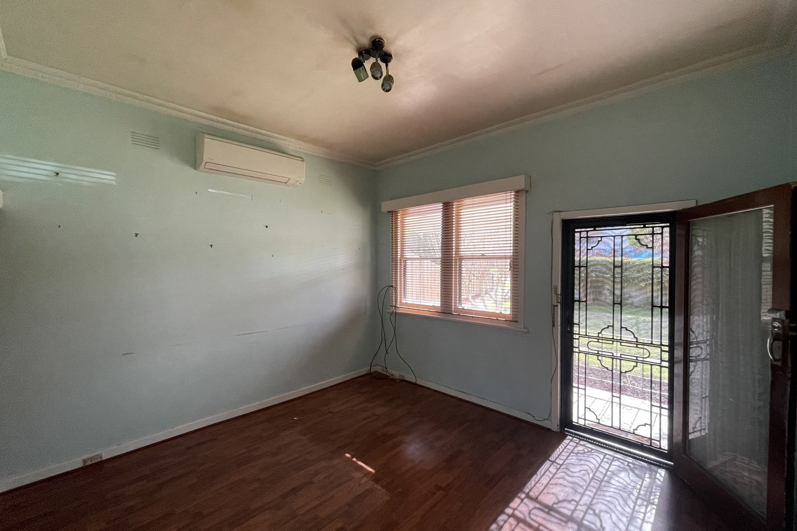 7 Chaleyer Street, Reservoir, VIC 3073, Reservoir - Thumbnail 2