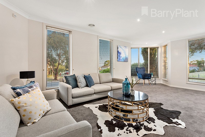 7 Chappell Drive, Watsonia North, VIC 3087 - Thumbnail 1 - 13/10/2020